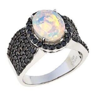 1.50CT Oval Faceted Ethiopian Opal and 1.50CTW Black Spinel Silver Ring SZ 8 NWT